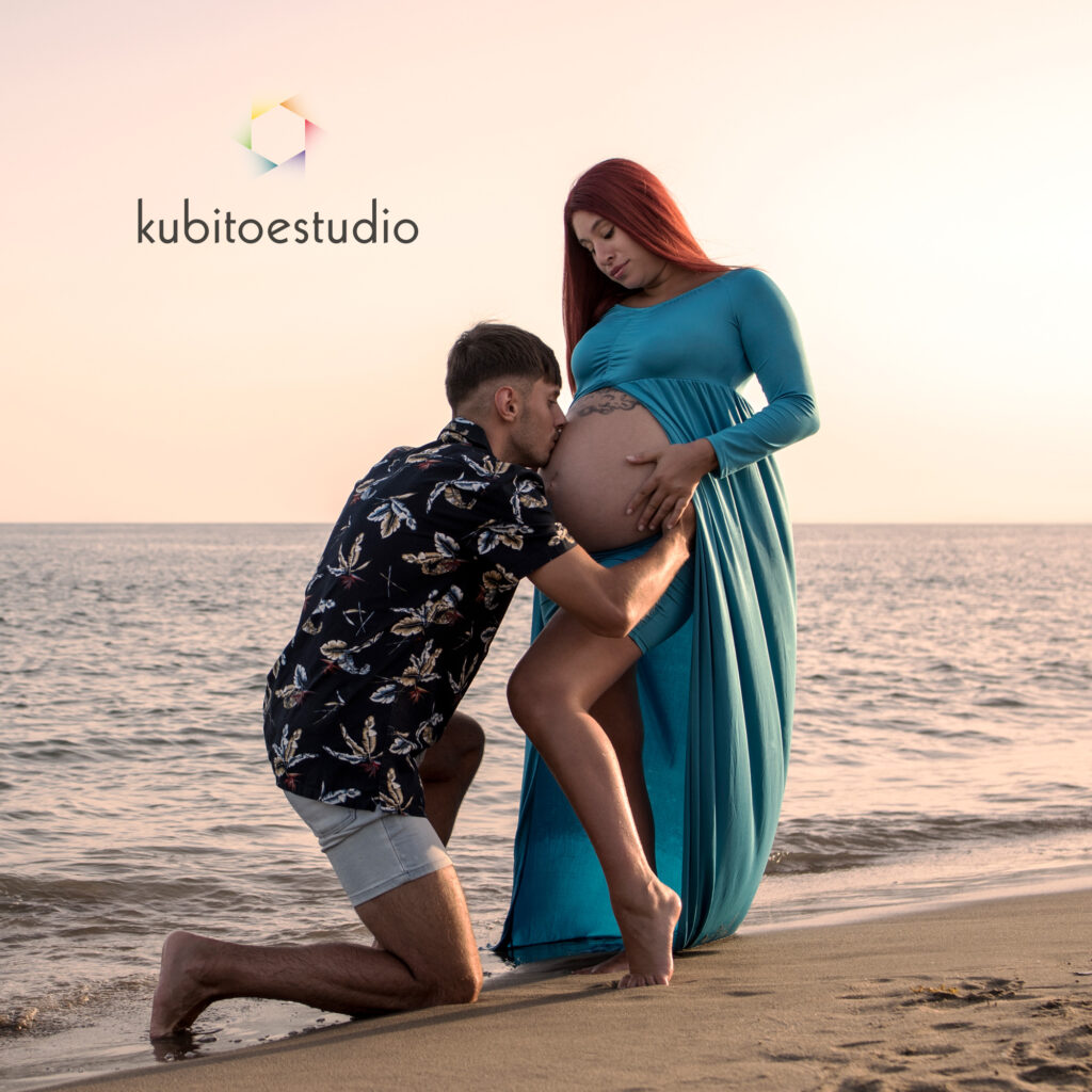 Maternity Photsession on the beach